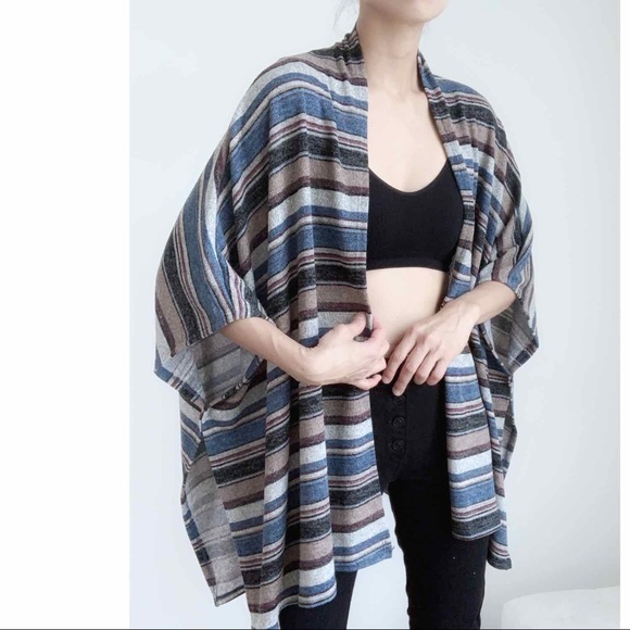 MULTICOLOR STRIPED KNIT CAPE PONCHO - Picture 5 of 14